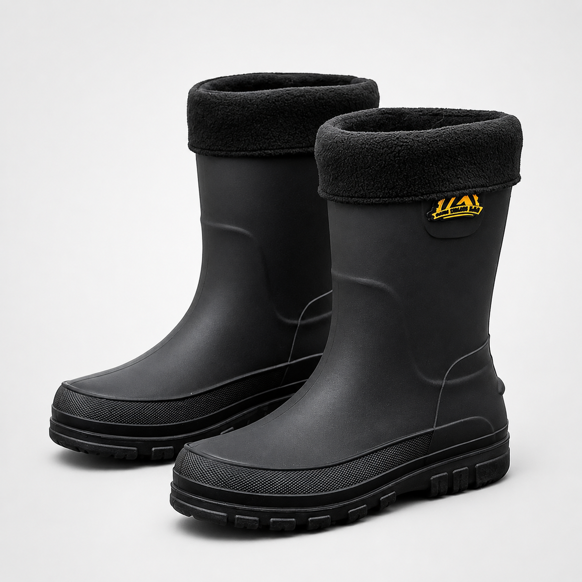 Gummistiefel Herren gefüttert in Schwarz – Produktfoto auf Weiß