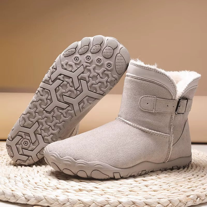 Winter Barfußschuhe in Frostgrau mit Blick auf die rutschfeste Barfußsohle