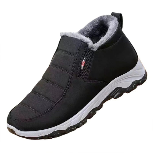 Winterschuhe Damen gefüttert in Schwarz – Produktfoto auf Weiß mit grauem Plüschfutter