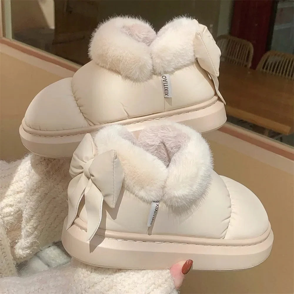Winterstiefel Damen gefüttert in Creme mit Schleife an der Ferse
