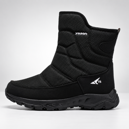 Winterstiefel Herren in Schwarz – Produktfoto auf Weiß