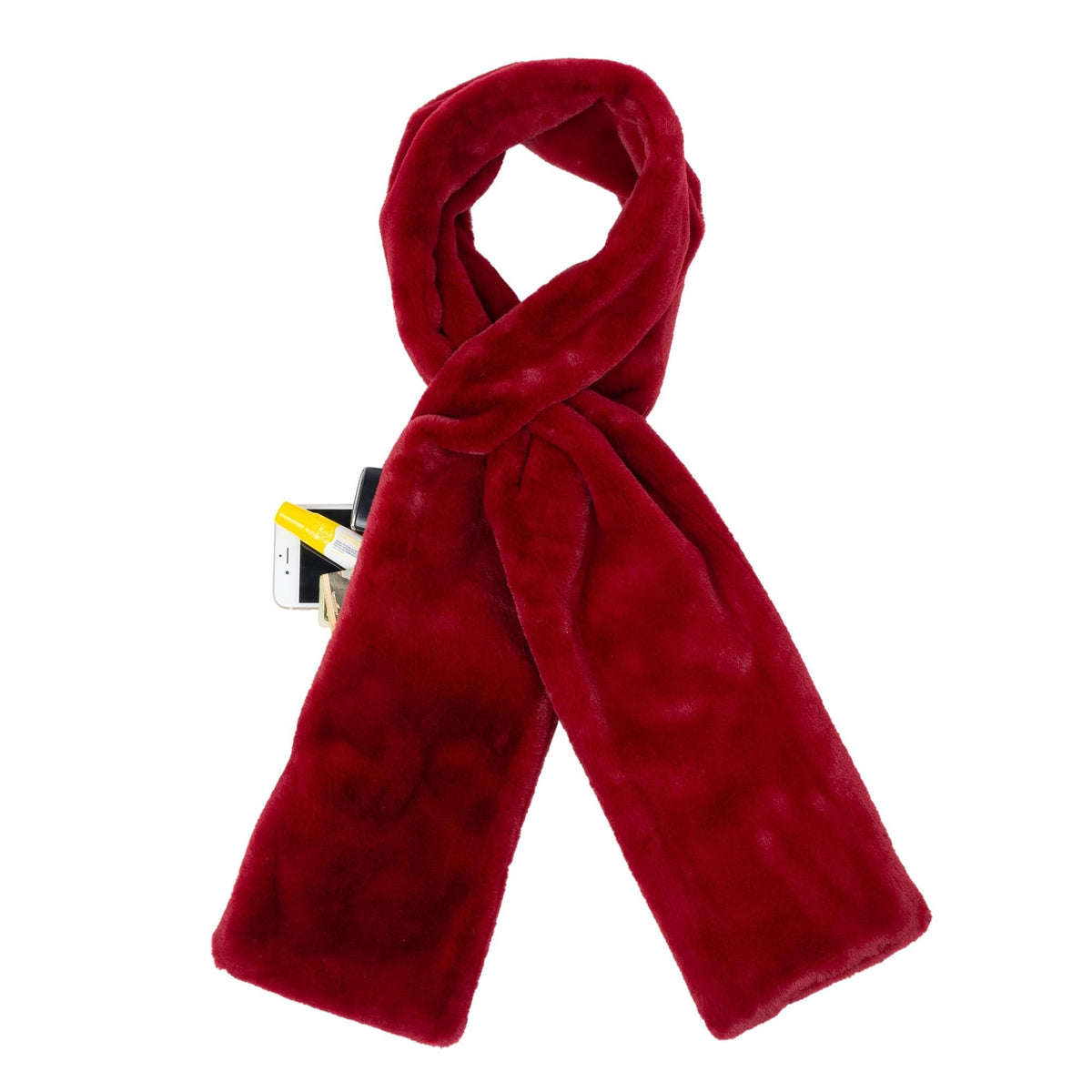 Fellschal Ruby auf weißem Hintergrund
