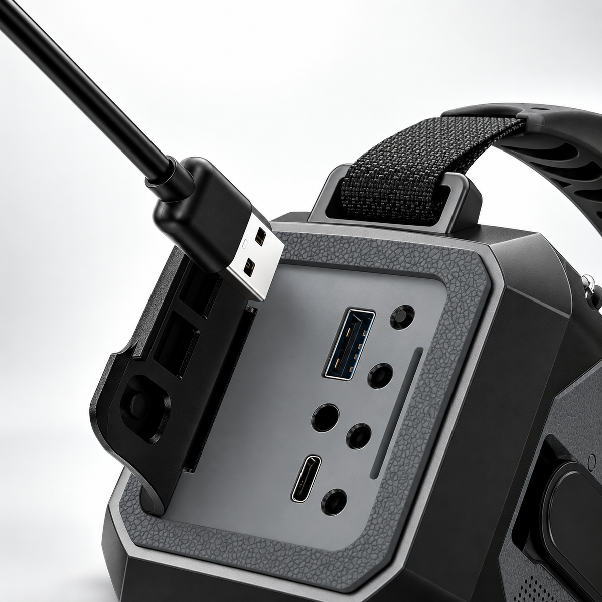 Kurbelradio Nahaufnahme der USB-Anschlüsse an der Seite