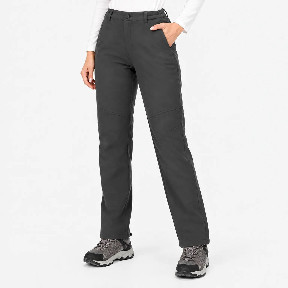 Gefütterte Winterwanderhose Damen in Grau von vorne mit teilelastischem Bund und schrägen Taschen