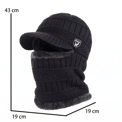 Maße der Balaclava mit Schirm: 43 cm Gesamthöhe, 19 cm Breite