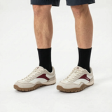 Beige-Rot