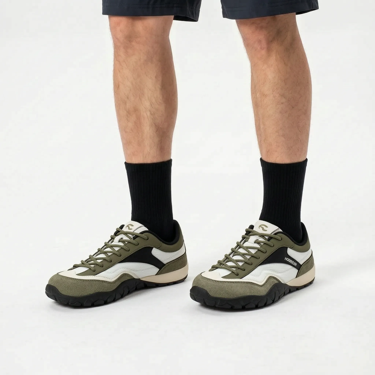Wanderschuhe mit breiter Zehenbox in Weiß-Grün