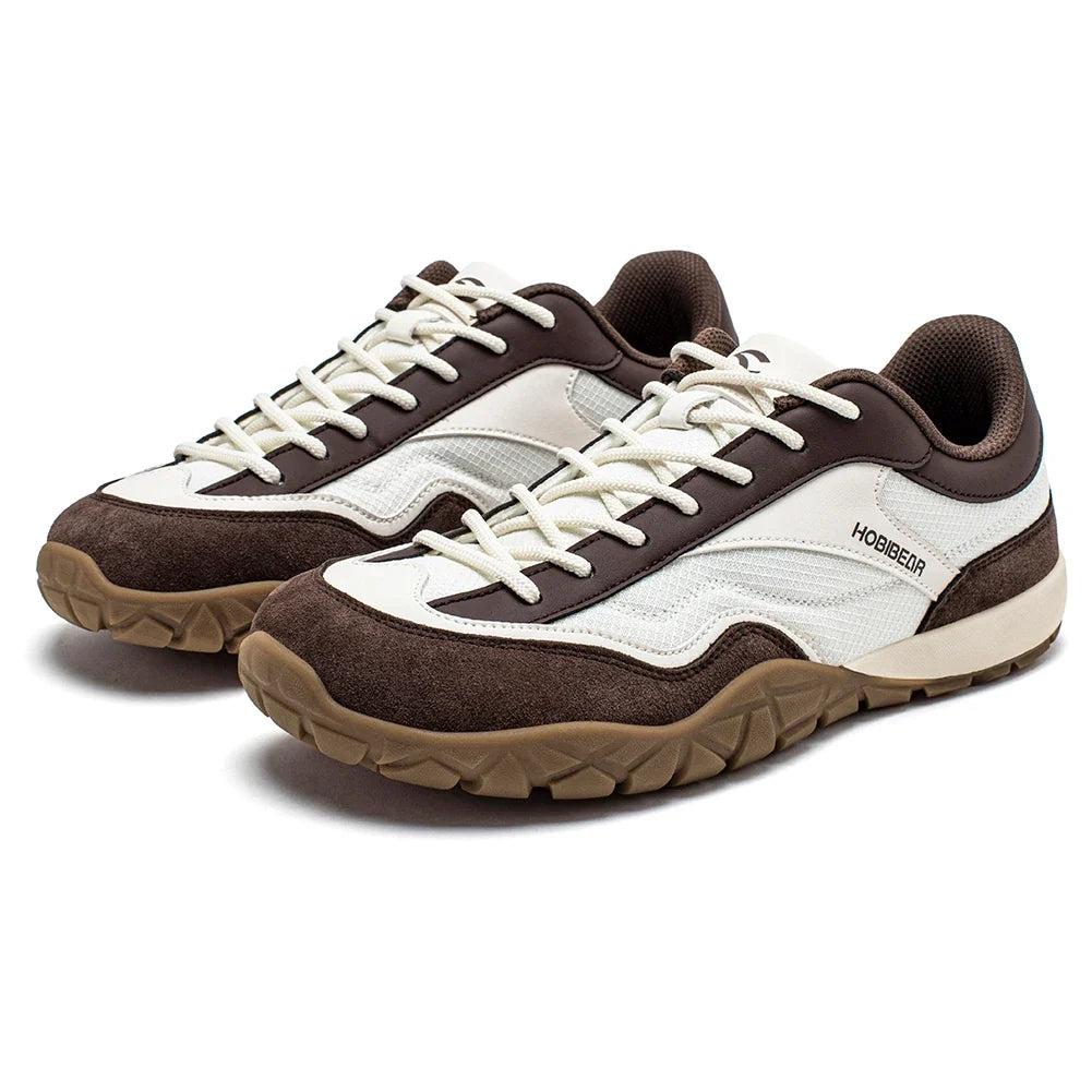 Wanderschuhe mit breiter Zehenbox in Braun