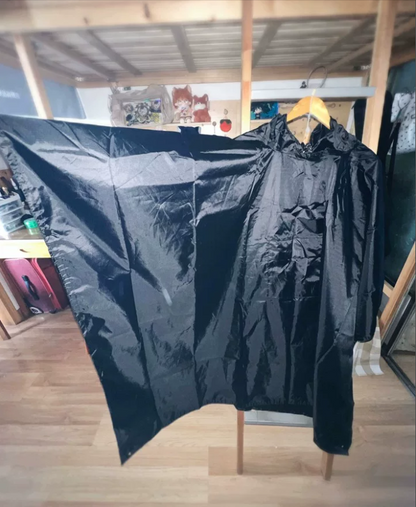 Regenponcho wasserdicht mit Kapuze - 3-in-1 Poncho, Tarp & Schlafsackschutz
