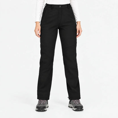 Softshell Wanderhose für Damen in Schwarz mit verstärkten Kniepartien und geradem Bein
