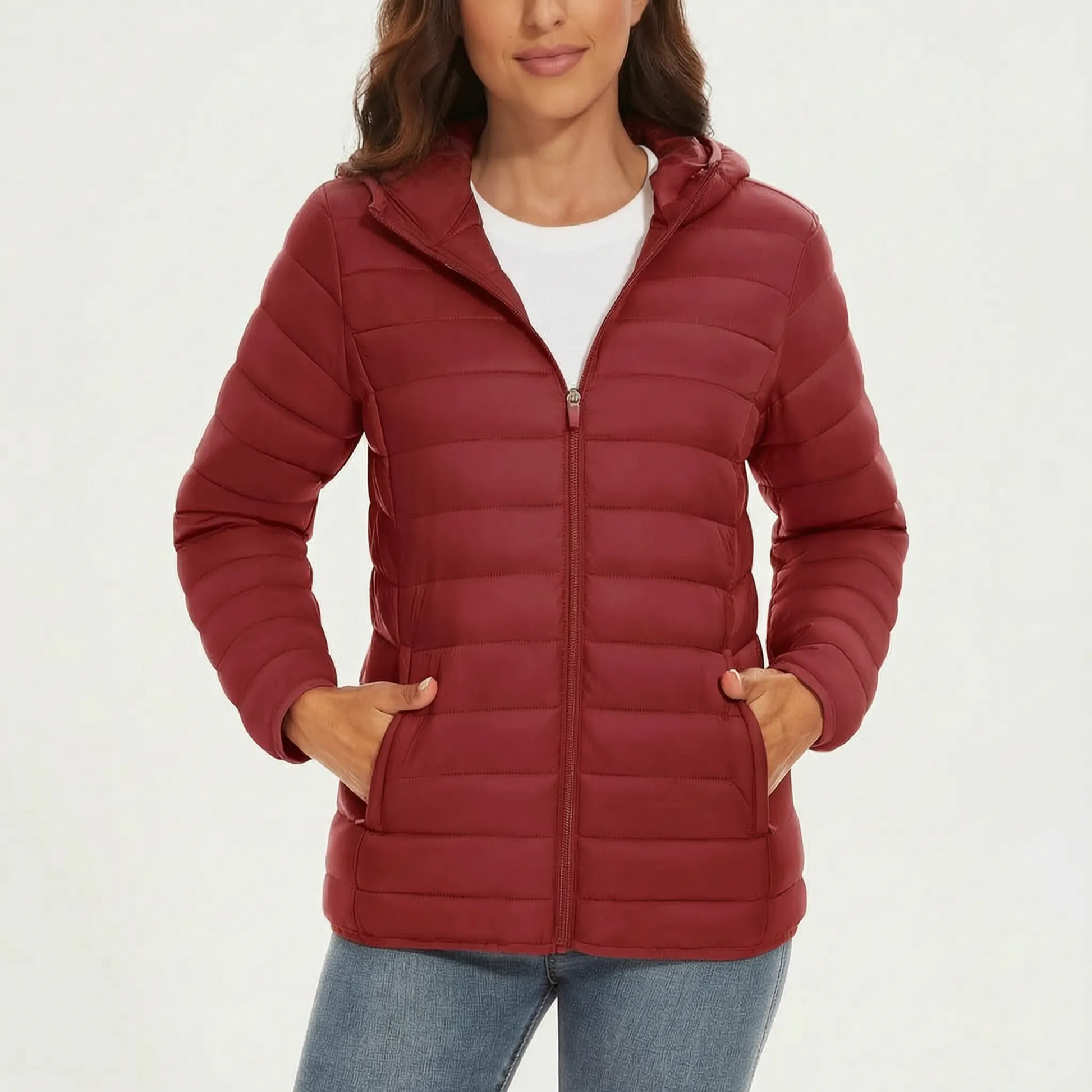 Leichte Steppjacke für Damen in Weinrot mit Kapuze und Reißverschlusstaschen