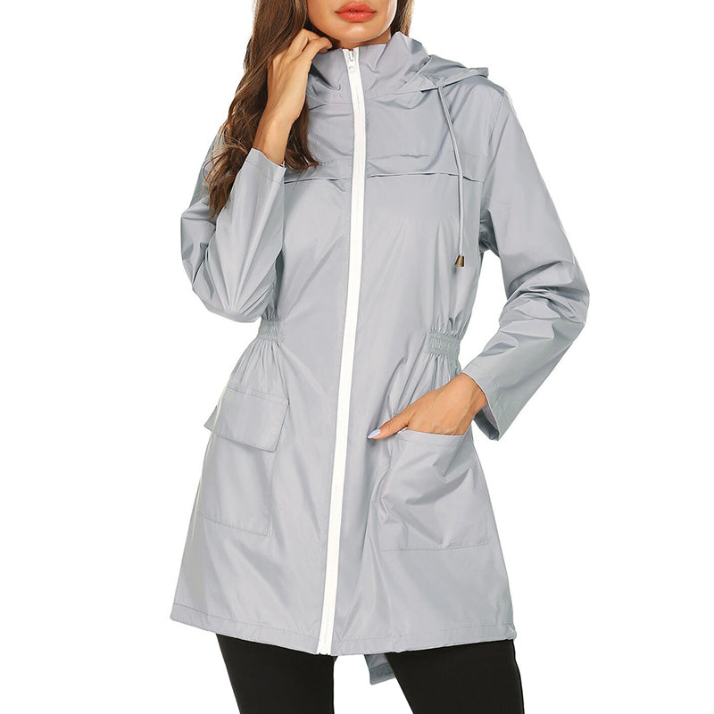 Regenjacke Damen - Wasserabweisend & Leicht - Tailliert mit Kapuze
