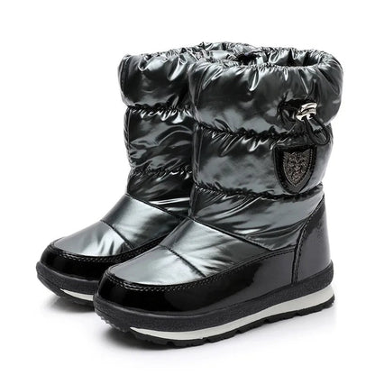 Kinderstiefel warm gefüttert in Anthrazit als Paar mit tiefem Sohlenprofil