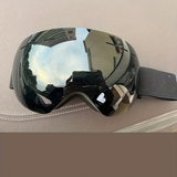 Schwarz