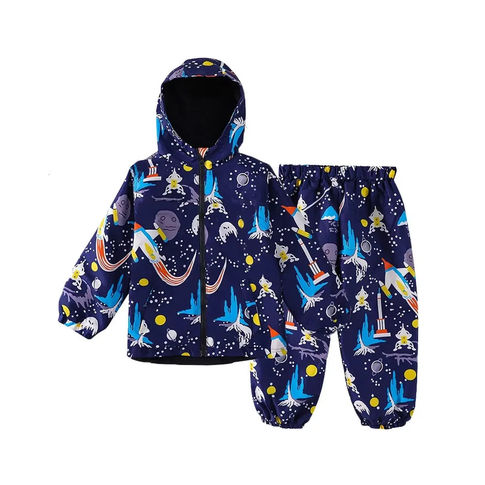 Zweiteiliges Kinder-Outdoorset aus Jacke und Hose mit Cartoon-Print – Ansicht 8