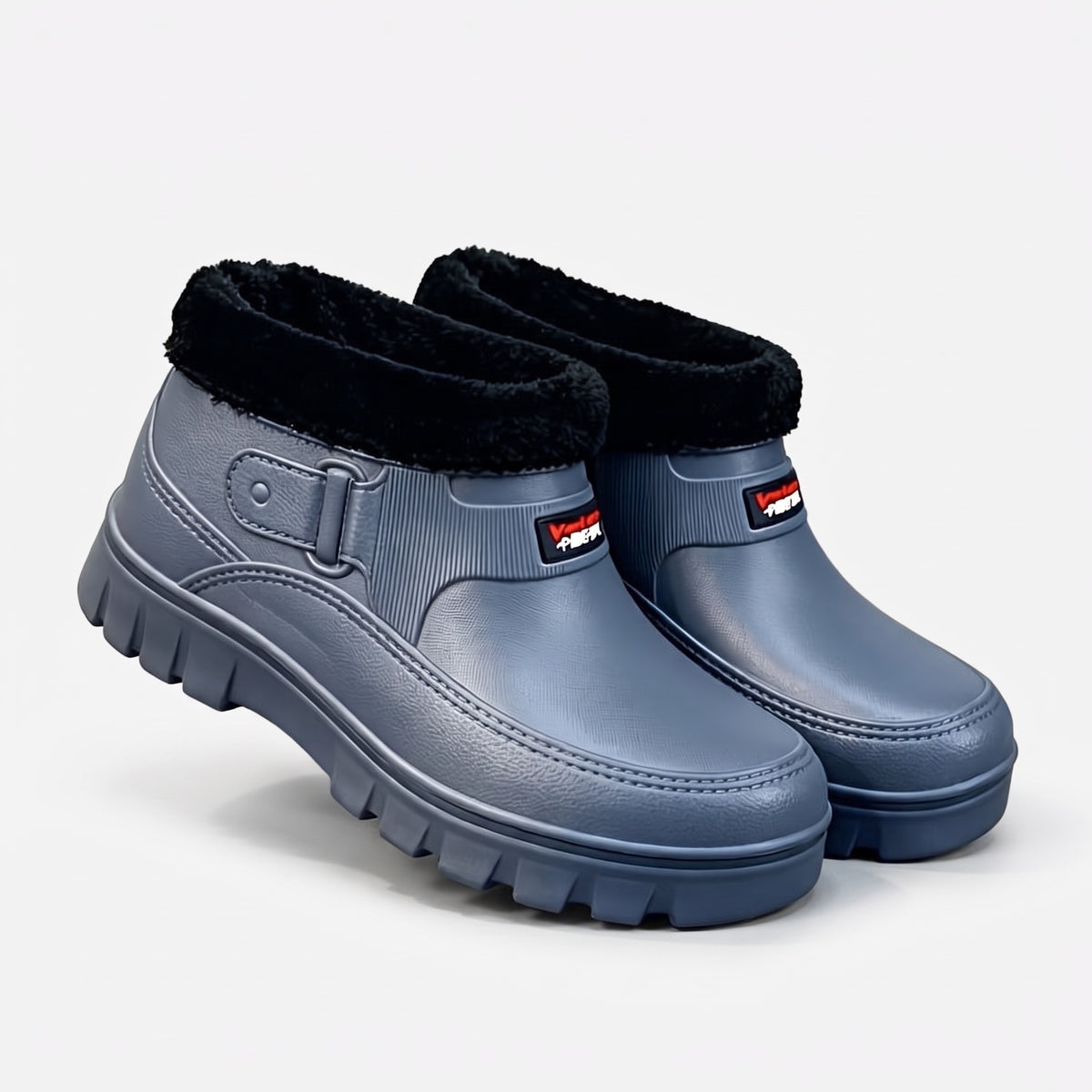 Winterschuhe Herren gefüttert in Blaugrau mit Plüschkragen, Packshot auf weißem Hintergrund