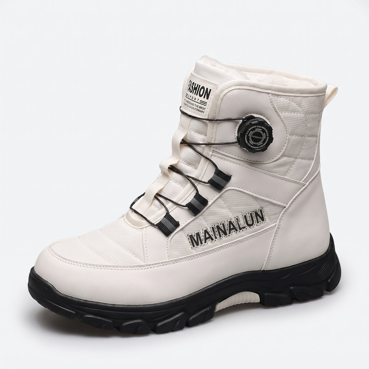 Winterstiefel Damen in Creme mit Plüschfutter auf weißem Hintergrund