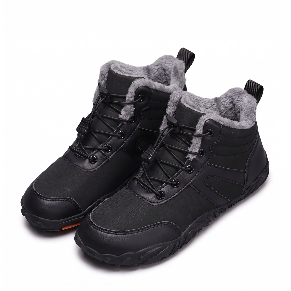 Winterschuhe Damen Schwarz mit Plüschfutter und Schnellschnürung auf weißem Hintergrund
